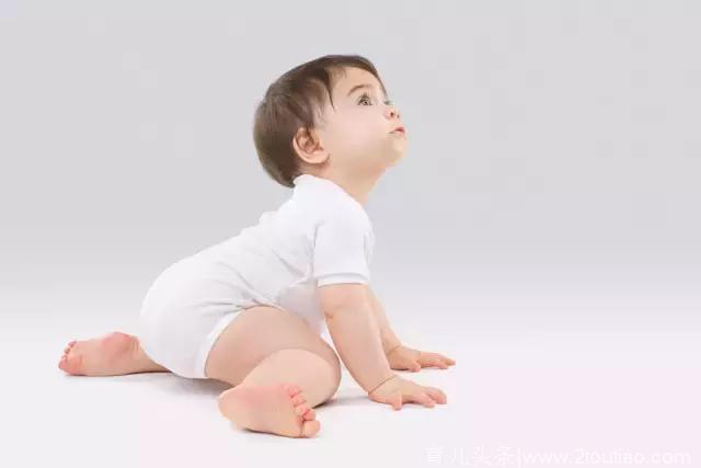 宝宝“翻、坐、走”，天赋+训练，过关 so easy！