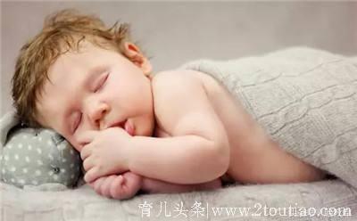 宝宝睡觉有这4个表现多为疾病信号，妈妈一定要注意