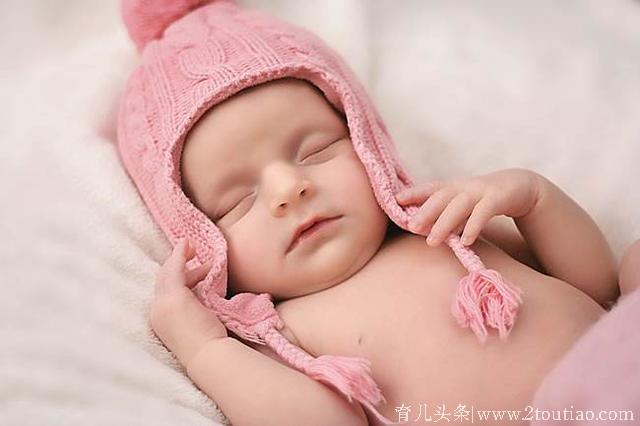 孩子1岁前，睡觉原则宝妈一定要牢记，1分钟就知道！