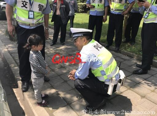 杭州一妈妈赶着去面试，大热天竟把3岁女儿锁在了车里！
