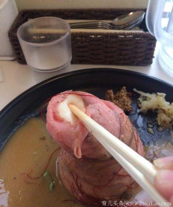在日本最火的这道美食，一看外形顿时觉得恶寒