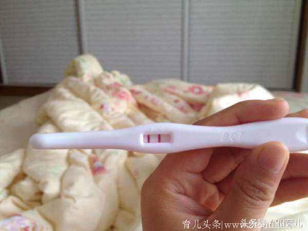 知道我怀了女儿，婆婆顿顿咸菜，生出2300克孙子她后悔了