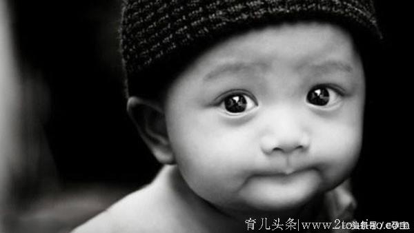 民间传言，宝宝小时候有“通灵眼”，能看到“脏东西”是真的吗？