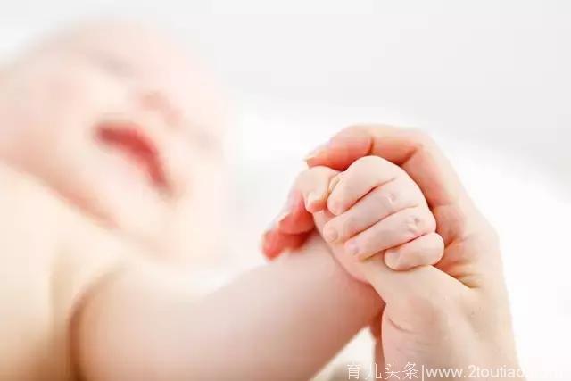 宝宝指甲上的这5个健康信号要注意，现在知道还不晚！
