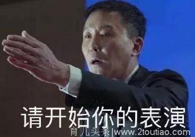 揭秘：喜茶火爆是假，请人排假队冲人气才是真，幕后推手太可怕