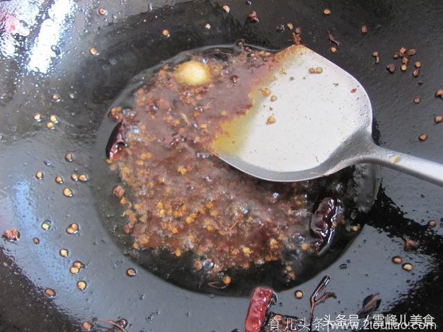 麻辣鱼料这么做鲜香美味，料足吃的过瘾