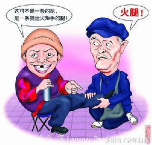 笑死驴：一女怀孕了，去医院做B超，实习的小伙一脸严肃