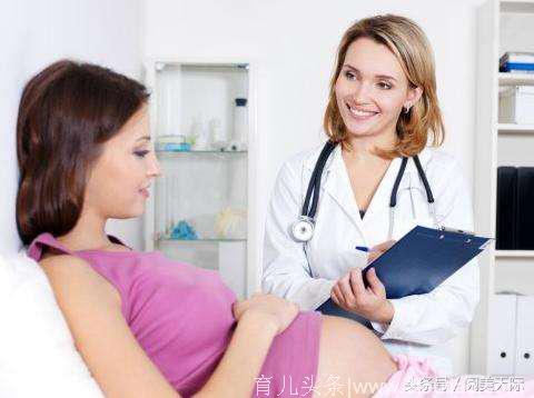 孕妇听说生产时要被医生刮毛，她的举动叫医生哭笑不得