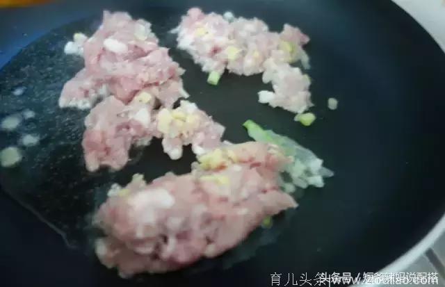 超级简单，厨房小白都能做的“肉沫冬瓜”！