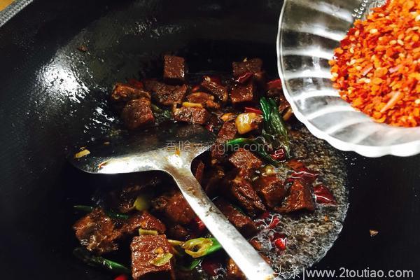 这个香料是给肉增香的大功臣，夏天吃最好，很多人都不知道！