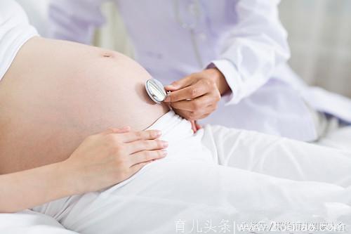 孕妇产检完偷偷问胎儿的性别，医生的回答却瞬间让她羞红了脸
