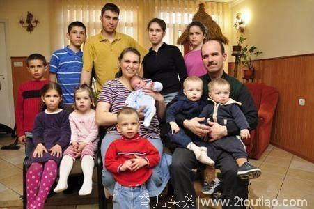 俄罗斯一女子一生生育69个孩子，成为生产机器，破世界纪录