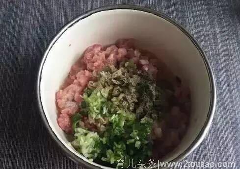 颜值超高的香菇酿肉，居然是小白操作，赶快学了在家人面前露一手哦