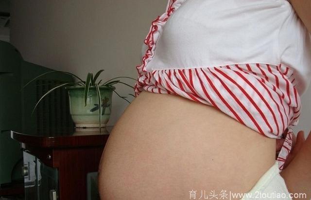 90后孕妇强行剩下双胞胎，遭婆婆怀疑不是亲生，看到亲子鉴定她后悔了