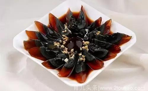 黑暗料理！令外国人恶心作呕的食物，在却是中国广受欢迎的美食！