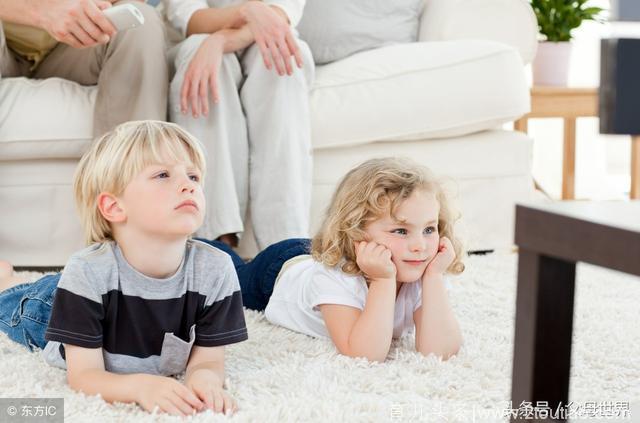宝宝多大能看电视？看多久不伤眼睛？关键在这5点，家长要知道！
