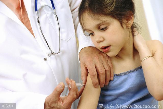 幼儿发烧很可能是患了手足口病，该如何预防？