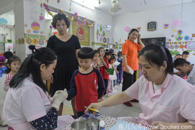 暖心！“六一”为幼儿园留守儿童免费体检