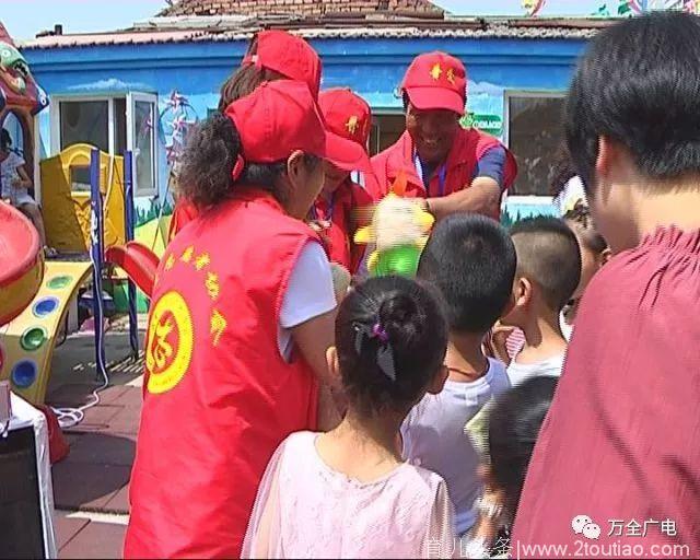 这个幼儿园迎来了一群“小鬼当家”原来跳蚤市场还能这样？