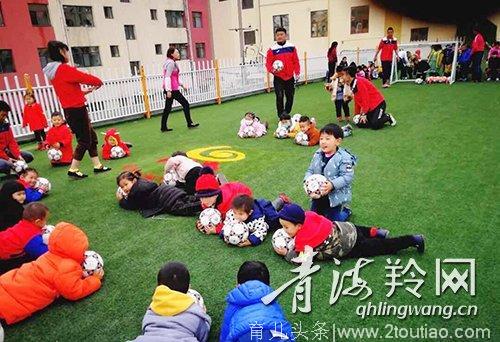 足球“踢进”幼儿园