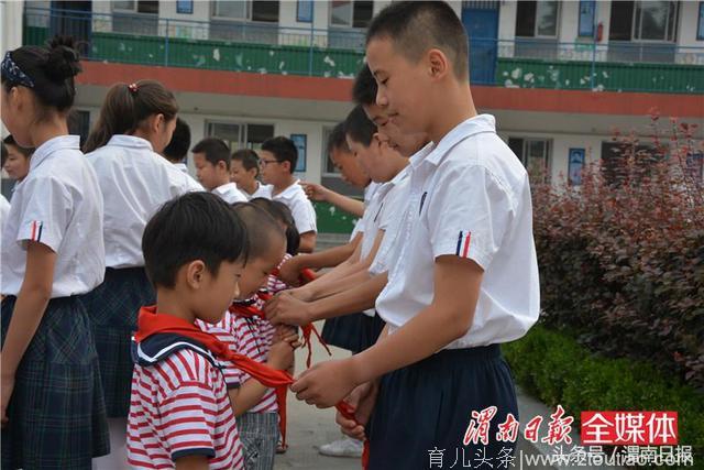 我要上小学啦！幼儿园组织大班幼儿参观实验小学