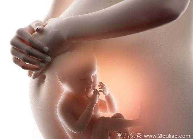 孕中期“办事”，这4件事做好了，腹中胎儿也会很喜欢的！