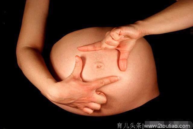 孕中期“办事”，这4件事做好了，腹中胎儿也会很喜欢的！