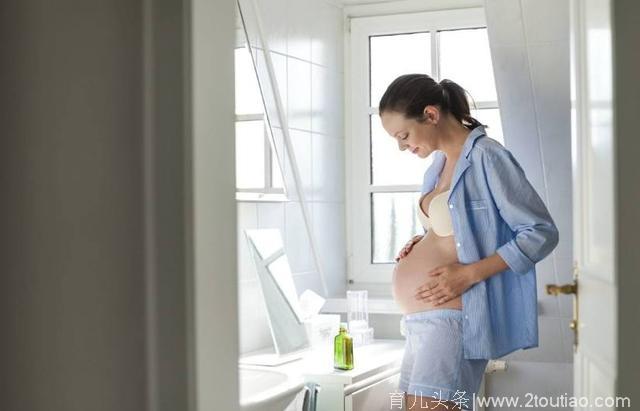 孕妈清洗肚脐结果被送进医院，怀孕后，这两个部位不要随便乱洗
