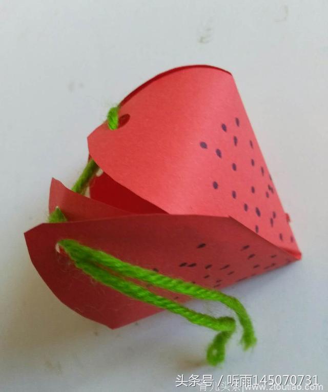 折纸立体草莓礼盒教程：幼儿亲子手工