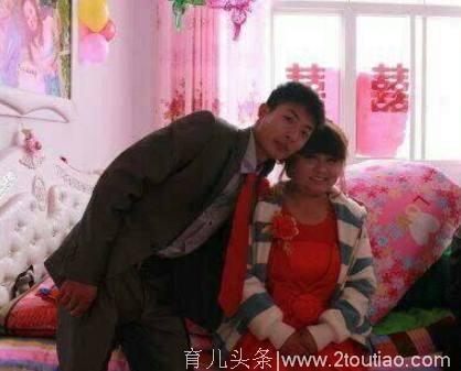 我破产后到处借钱，前妻送来40万，3年后她再婚，我才知当年隐情