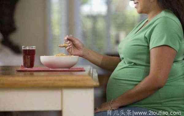 味精、鸡精和耗油哪个好？怀孕后孕妇怎么吃更健康？