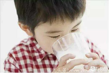 这5种牛奶不要给孩子喝，不仅没营养还浪费钱！你买过几种？