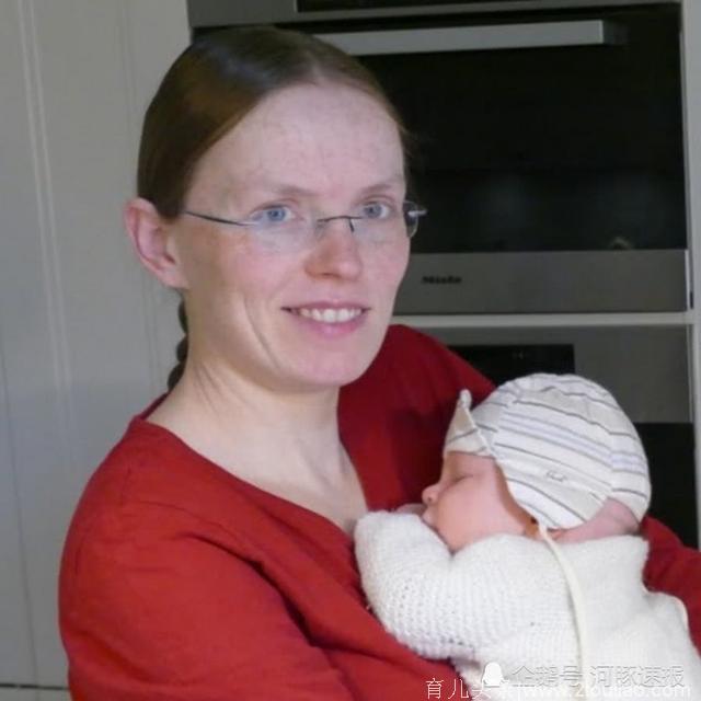 德国女子花园生孩子视频走红，不进医院靠独自分娩已生了6胎