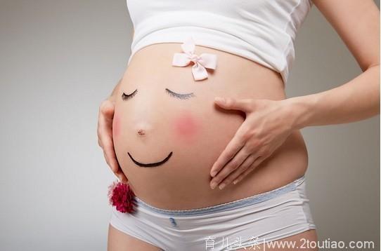 怀孕后准妈妈不宜使用这四种化妆品，对胎儿有伤害，看看你用过吗