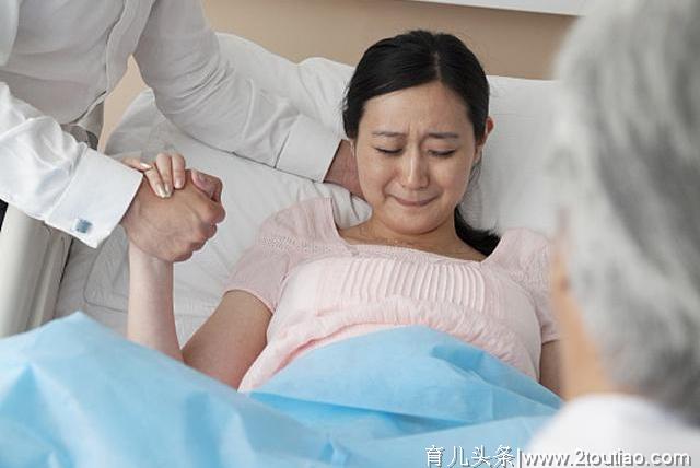 顺产分娩时，产妇尽量避免出现这4种行为，以免被医生厌烦！