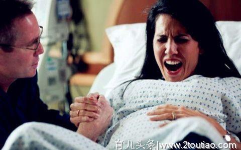 超过预产期26天顺产生下儿子，因为一声屁响，产妇永远醒不过来了