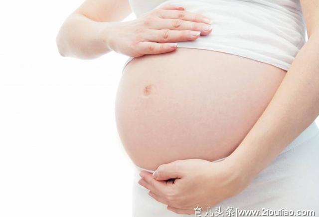 聪明的准妈妈们别等肚子大了才想起预防妊娠纹，控制孕期体重增长