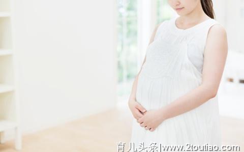 怀孕的时候做B超，检查宝宝发育比孕周小一周，预产期会推迟吗