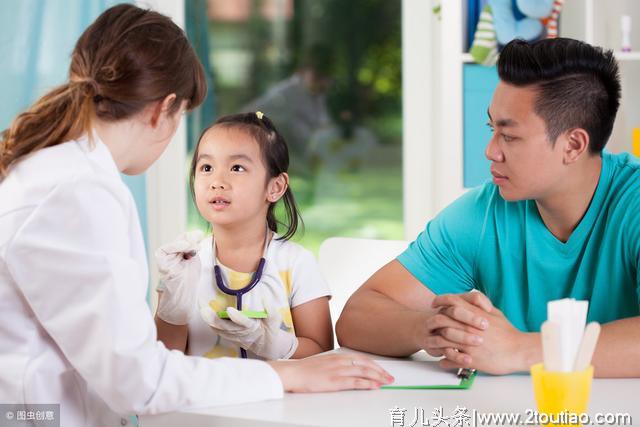 早期肺炎不易发现，孩子出现三个症状需警惕！