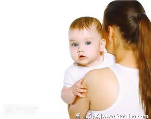 宝宝4种表现，说明他认出妈妈了，当妈的要懂，可别伤了孩子心！
