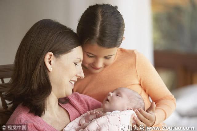 母乳分3个阶段，新手妈妈需注意，附上4条母乳喂养小技巧！