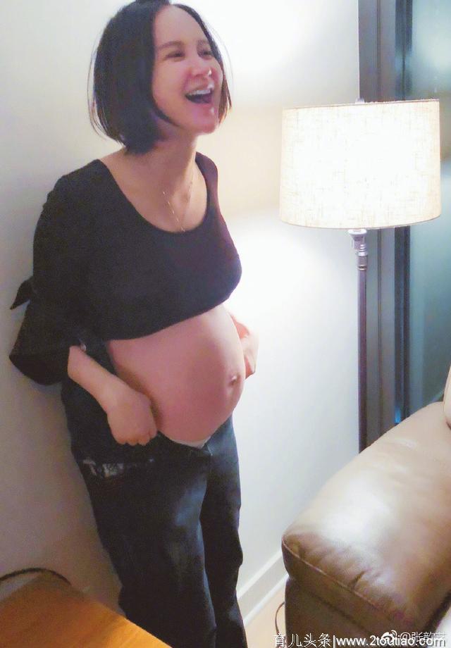 37岁张歆艺自爆顺产，定7个泵奶闹钟，感叹母乳喂养的妈妈了不起