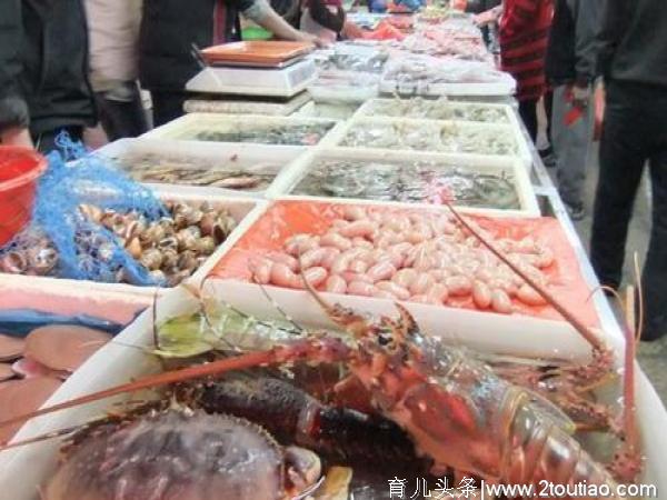 世界上最贵“淡水鱼”，专供土豪食用，散发香味，一口鱼肉600元