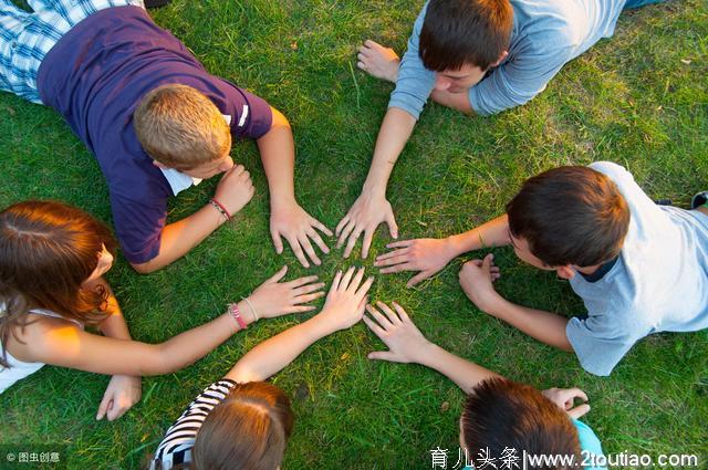 心理专家：关于青少年抑郁的分析，孩子的身心健康比成绩更重要