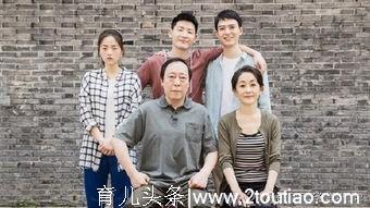 《都挺好》引发女性狂追：樊胜美与苏明玉谁的人生更惨？