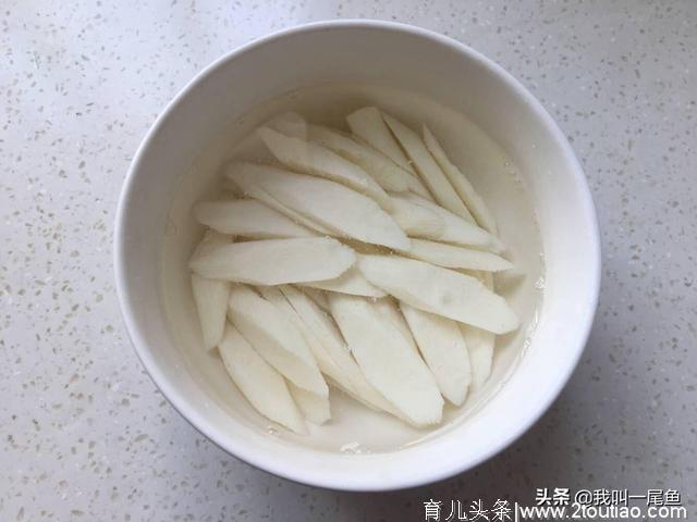 三月宁可不吃肉也要吃这菜，孩子个子猛长，比牛奶豆浆都强