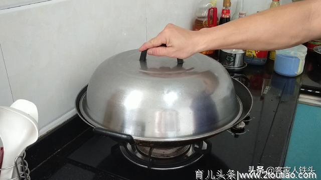 糯米中加4个鸡蛋，没想到这么好吃，咸香软糯，孩子大口吃不停