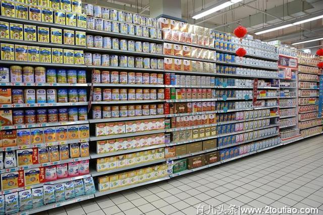为什么国产奶粉那么贵？进口奶粉才一二百块钱一罐？