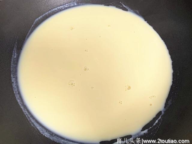 做豆浆时，黄豆万万不可直接打成浆！多加这1步，豆浆又香又浓