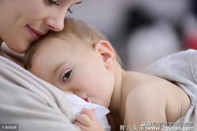 母乳喂养时宝宝总是爱咬妈妈乳头怎么办？